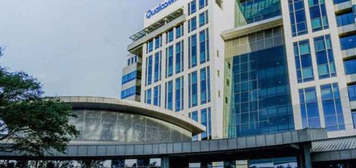 Qualcomm faces chip shortage global Samsung Snapdragon 888 chipsets