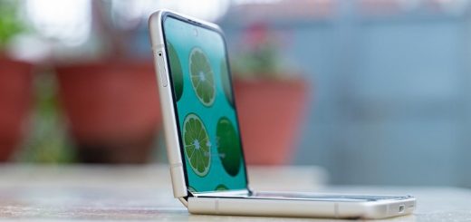 First foldable for the masses?