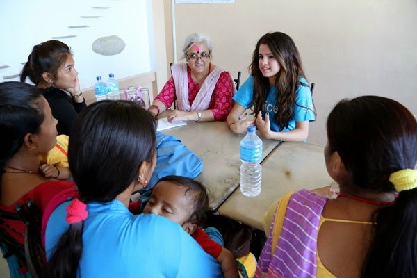 selena-gomez-table-talk-nepal
