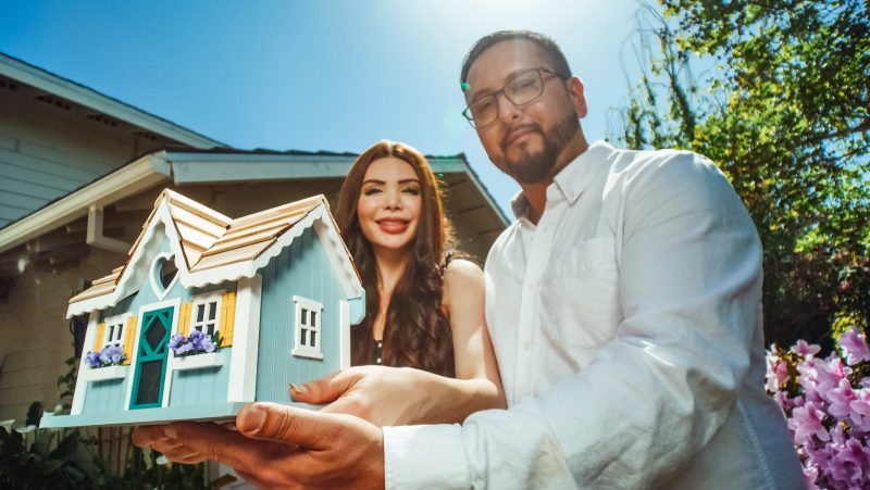 8 Reasons Why You Should List Your Property Online