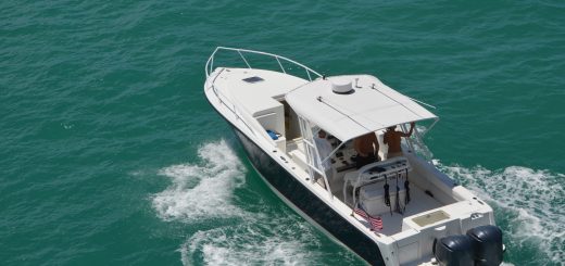 What Are the Advantages of Owning a Boat?
